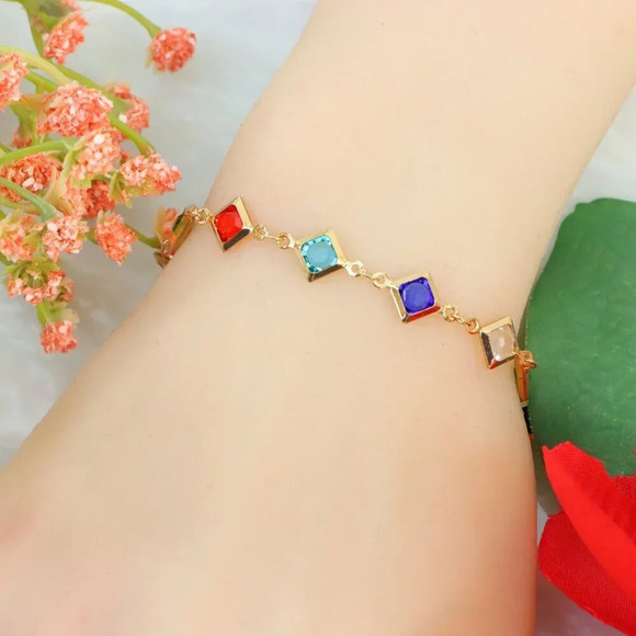 "New Beautiful Design Bracelet for Women/Girls, Gift, B548 - Picture 2 of 10
